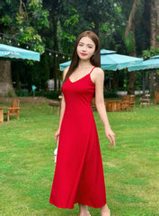 Sleeve-less U-shape lace neck with bloom back long bodycon dress